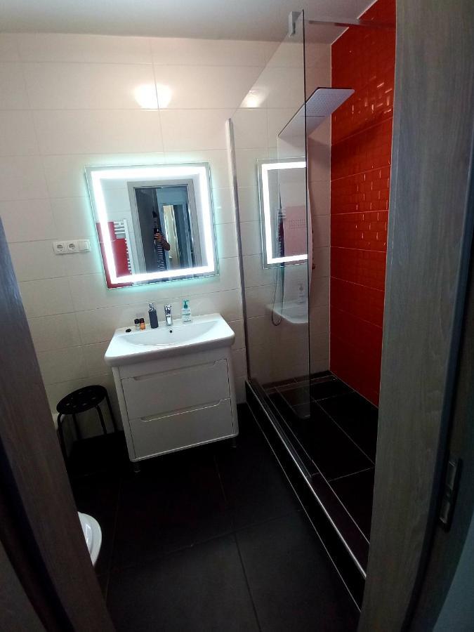 Buckingham Palace Apartman, Дебрецен Екстер'єр фото